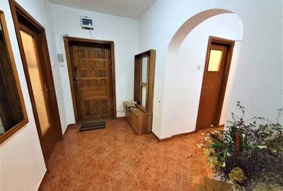 Proprietar inchiriez apartament ultracentral-Universitate 390E - 3