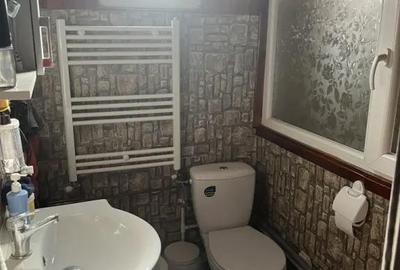 Casă cu 4 camere cu Teren 692 Mp în Vlădesti - 8