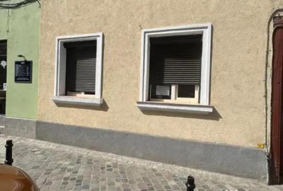 Casă cu 2 camere cu Canalizare în Centrul Istoric - 8