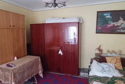 Casă cu 5 camere cu Canalizare în Inel II - 8