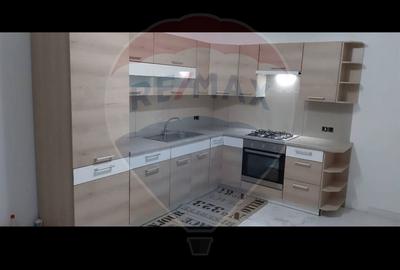 Casă cu 5 camere cu Teren 676 Mp în Bogdan Vodă - 10