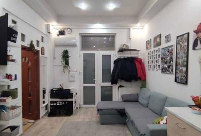 Casă cu 4 camere în Vitan - 1