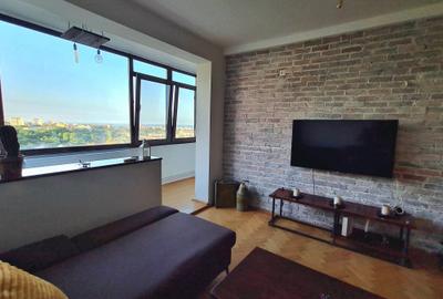 Apartament cu 2 camere semidecomandat în Ultracentral
