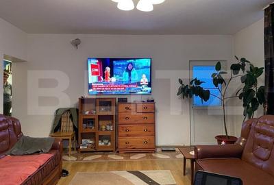 Casa cu 3 camere, 215mp, Santana de Mures