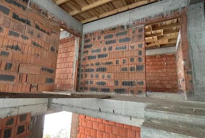 Casă cu Teren 1750 Mp în Dobreni - 6