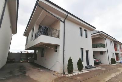 Casă individuală cu 5 camere cu Canalizare în Rahova