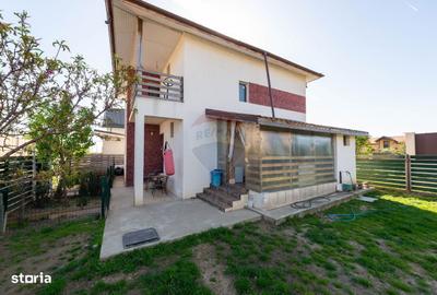 Casă cu 4 camere în Săbăreni - 15