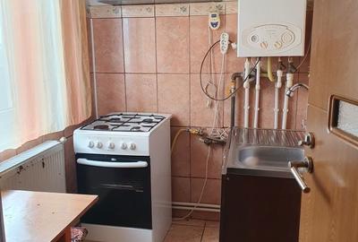 Garsonieră decomandată în Central - 4