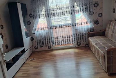 Casă cu 6 camere cu Teren 500 Mp în Arini - 1