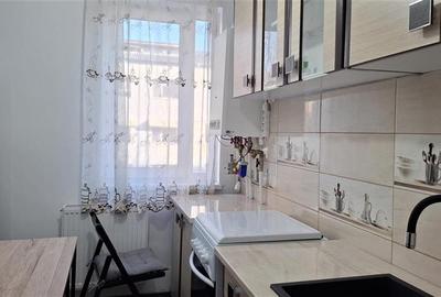 Apartament cu 2 camere decomandat, mobilat în Sud - 2