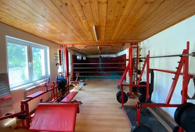 Casă individuală cu 5 camere cu Teren 928 Mp în Decebal - 2