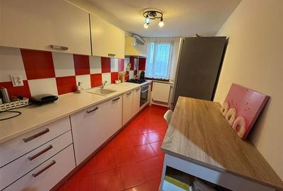 Apartament cu 2 camere decomandat, mobilat în Obor - 10