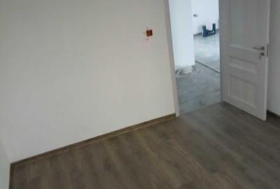 Apartament cu 4 camere în Central - 5