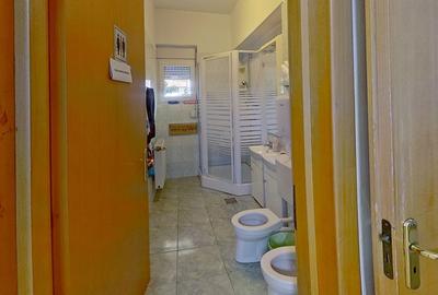 Casă cu 10 camere cu Canalizare în Barbu Văcărescu - 8