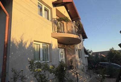 Casă cu 5 camere în Central - 2