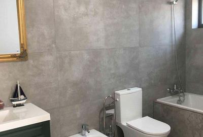 Casă cu 5 camere cu Teren 510 Mp în Malu Mare - 4