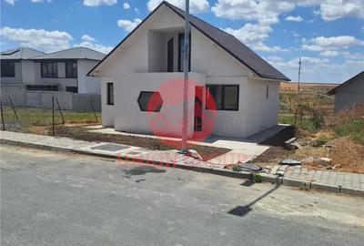 Casă cu 4 camere cu Teren 237 Mp în Valu lui Traian - 8