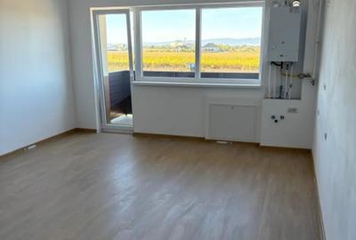 Garsonieră decomandată în Sânpetru - 1