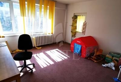 Apartament cu 3 camere decomandat în Gheorgheni