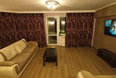 Inchiriere apartament 3 camere Bulevardul Libertatii - 2