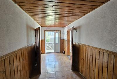 Casă  cu 3 camere, teren intravilan de 1300mp în Ipotești Tișăuți, SV - 10