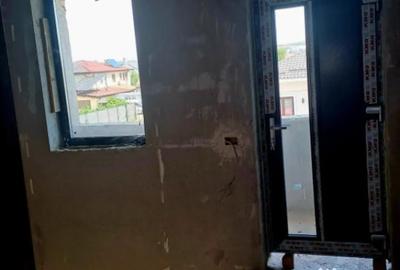 Casă cu 5 camere cu Teren 400 Mp în Malu Mare - 8