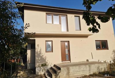 Casă cu 7 camere cu Teren 1000 Mp în Mihăilești - 17