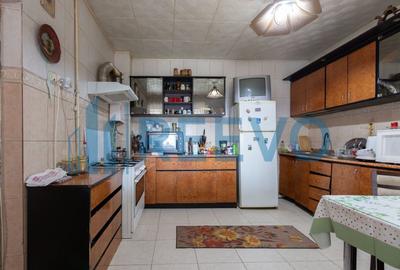 Spațiu comercial, de 430 mp, în Central - 40