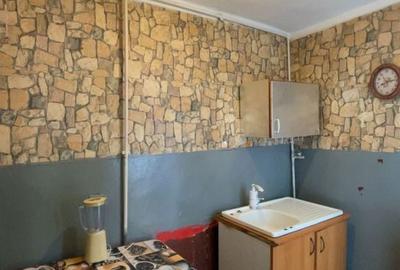 Garsonieră decomandată în Aronești - 4