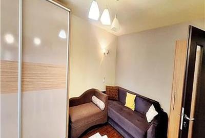 Garsoniera decomandat - zona Astra - 2