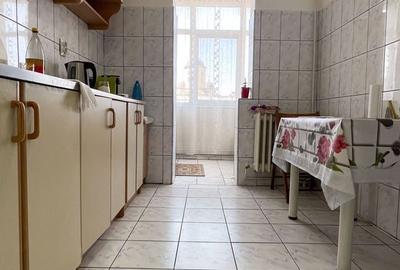 Apartament cu 2 camere decomandat în Galata - 3