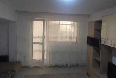 Apartament cu 2 camere decomandat în Dunărea