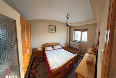 Apartament cu 3 camere decomandat în Central - 4