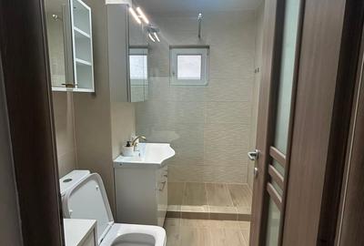 Apartament cu 2 camere decomandat în - 3
