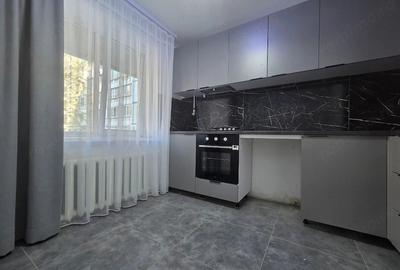 Apartament cu 2 camere decomandat în Tei