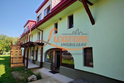 Casă individuală cu 12 camere cu Canalizare în Vulcan - 24