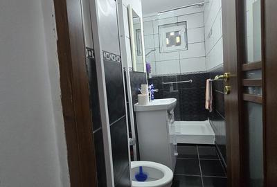 Apartament cu 3 camere, mobilat în Micro 5 - 2