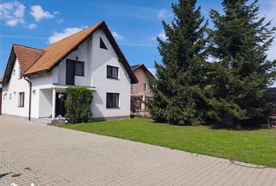 Casă cu 4 camere cu Teren 720 Mp în Criș - 5