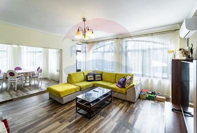 Casă cu 9 camere cu Teren 650 Mp în Tractorul - 17