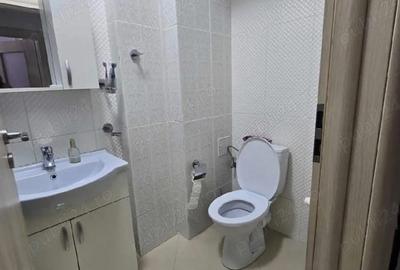 Apartament cu 2 camere decomandat, mobilat în Nicolina