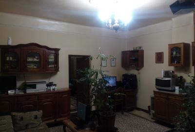 Proprietar, ap 2 cam in casa veche, Mărășești, singur curte - 4