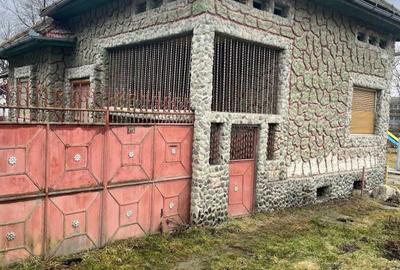 Casă cu 4 camere în Central - 7