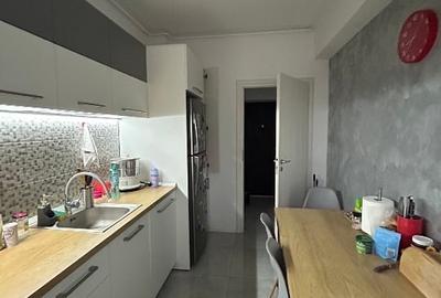 Proprietar vand  apartament  2 camere utilat si mobilat - 7