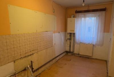 Apartament 3 camere decomandat, zona Tractorul - pret negociabil - 9