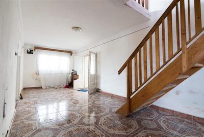 Casă cu 6 camere cu Teren 500 Mp în Felcheriu - 23