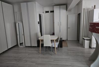 Calea Calarasilor, Vis-a-vis de Universitatea Hyperion - 4