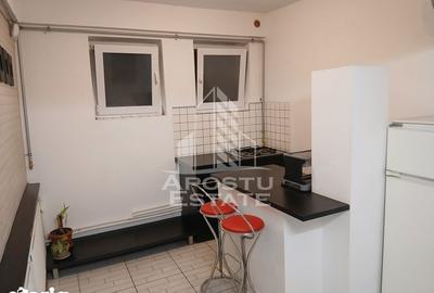 Garsonieră, mobilată în Complex Studențesc