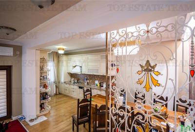 Casă cu 7 camere cu Teren 2854 Mp în Brănești - 3