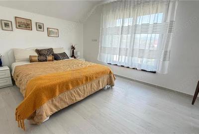 Casă cu Teren 1800 Mp în Central - 18