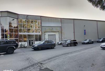 Spațiu comercial, de 1,110 mp, în Central